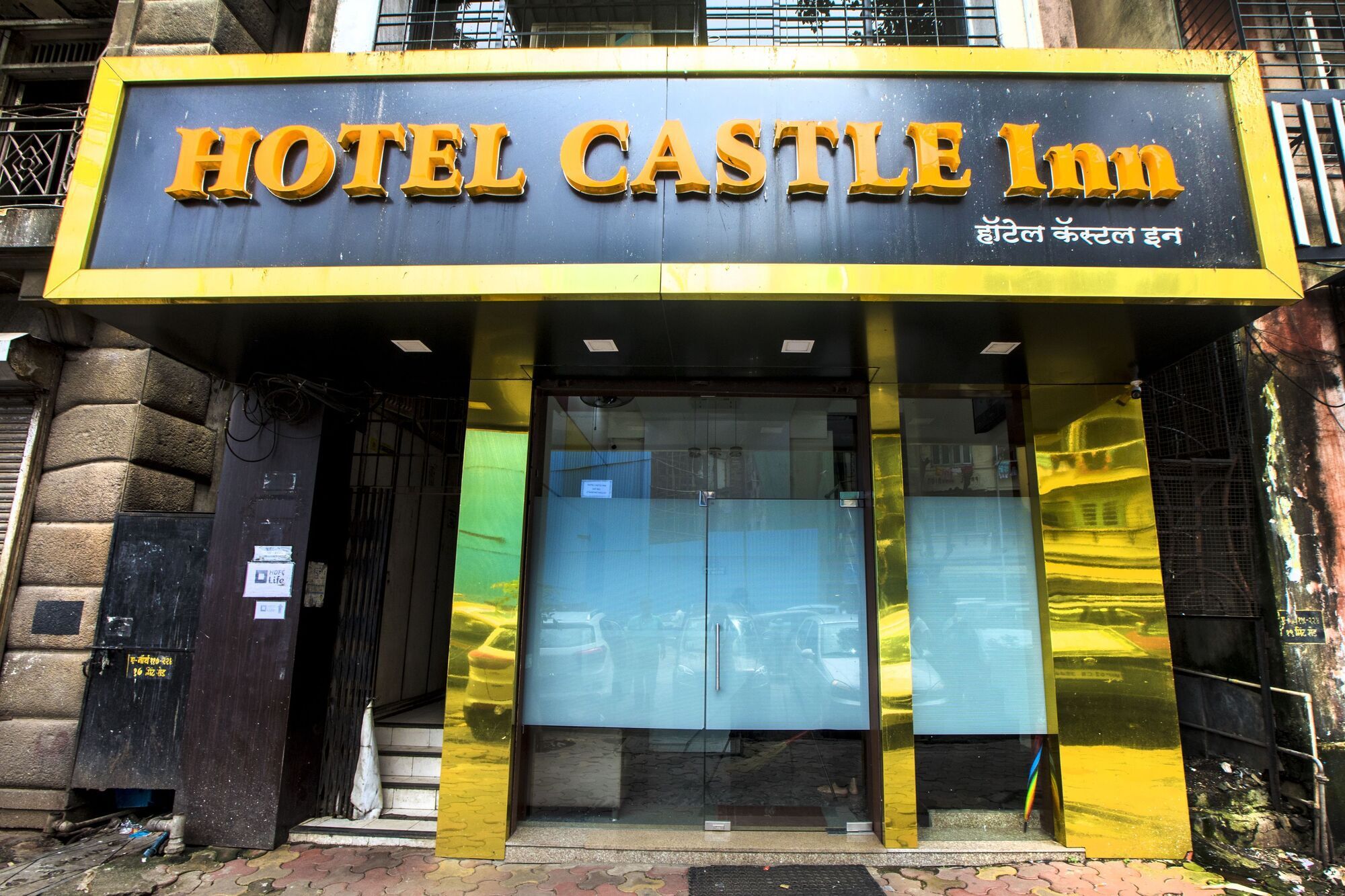 Oyo 77137 Hotle Castle Inn Mumbai Exteriör bild